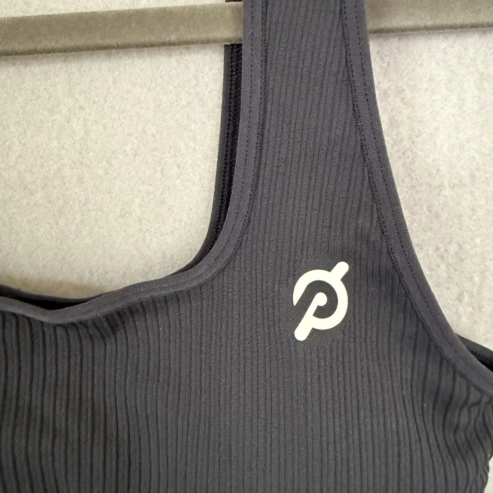 Peloton Women's Size XS/S Seamless Square Neck Bra 214‎ Black NWT